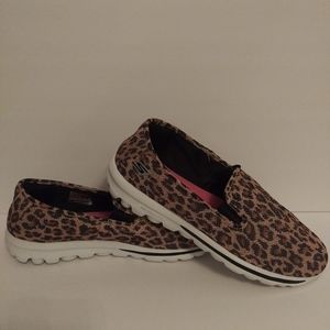 Skechers Leopard Memory Fit
